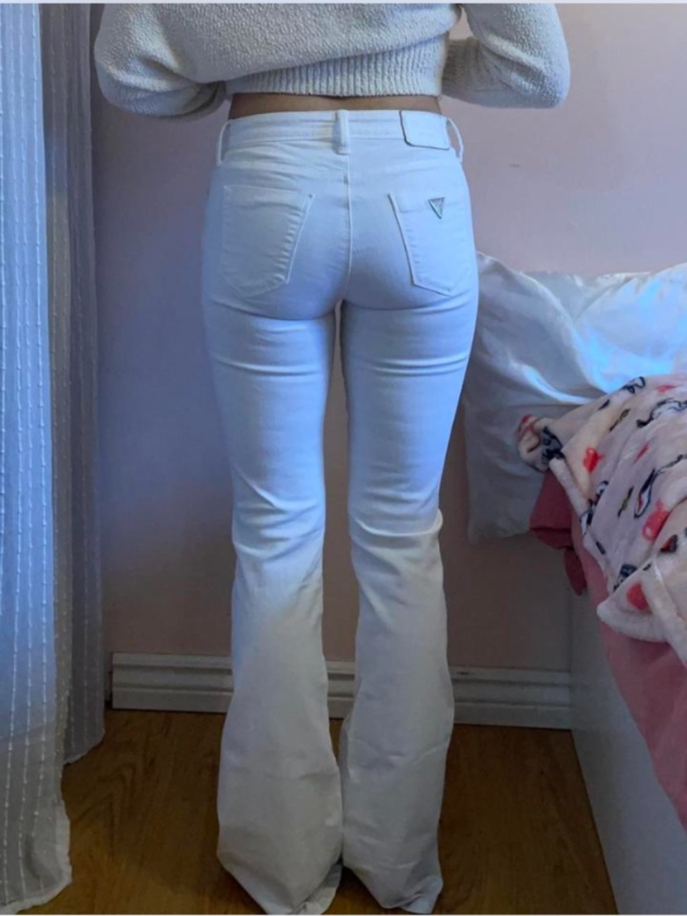 Vintage Guess Women’s White Flare Jeans
